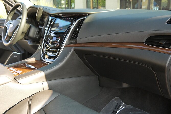 VIP Transfers in Luxury SUVs - Punta Cana - Timing and terminal mix-ups: the only trade-offs to plan for