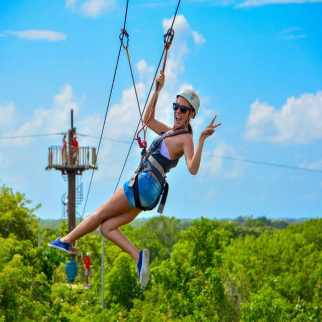 Zip Line Playa Esmeralda With Redonda Mountain - Montaña Redonda: the 360-degree payoff for photos and perspective